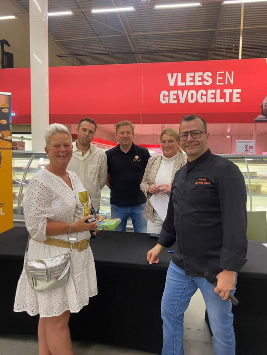 Eierbal wedstrijd in Makro Groningen